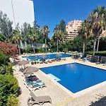 Διαμέρισμα Beachfront Premium With Sunset, Pools & Sea View Portimão