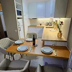 Apartman Beachfront Premium With Sunset, Pools & Sea View Portimão