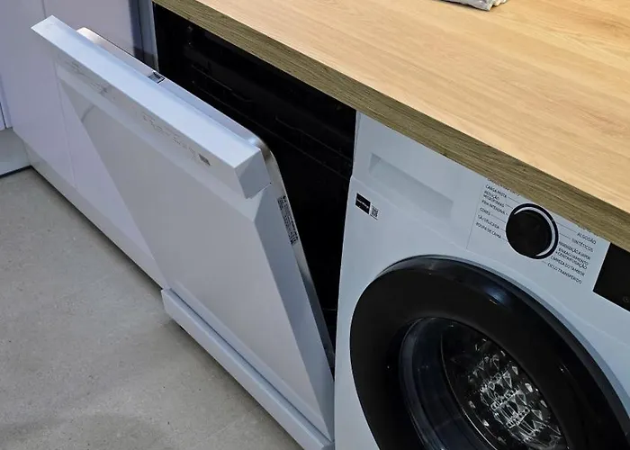 Apartamento Beachfront Premium With Sunset, Pools & Sea View Portimão