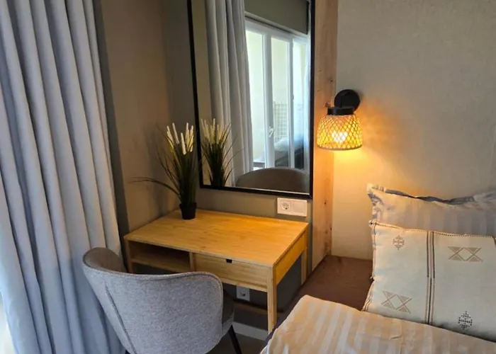 Beachfront Premium With Sunset, Pools & Sea View * Portimão