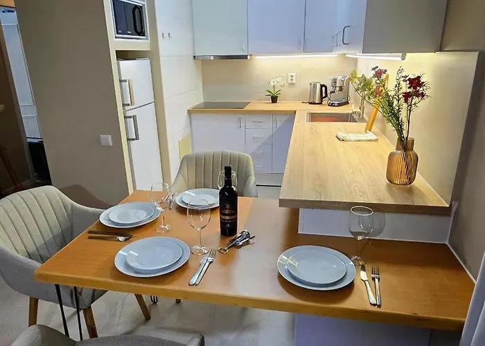 Apartament Beachfront Premium With Sunset, Pools & Sea View Portimão