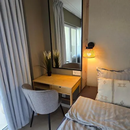 Beachfront Premium With Sunset, Pools & Sea View * ポルティマン